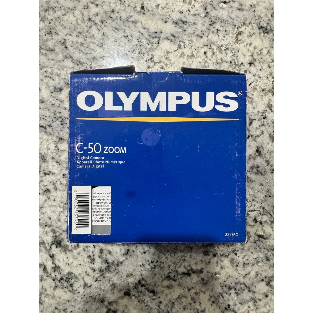 Olympus Camedia C-50 Zoom Digital Camera Silver 5.0MP 3x Optical Zoom Bundle Box